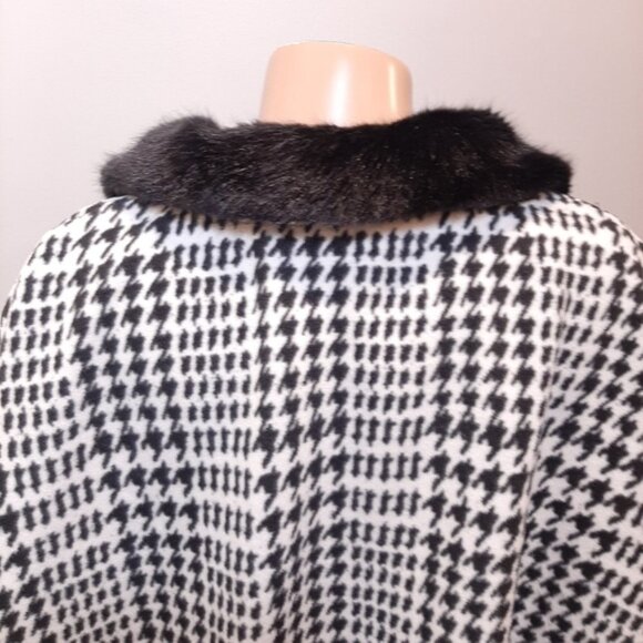 Marina Luna Houndstooth Cloak Winter Fleece Cape Poncho Coat Faux Fur Trim L XL - Picture 9 of 15